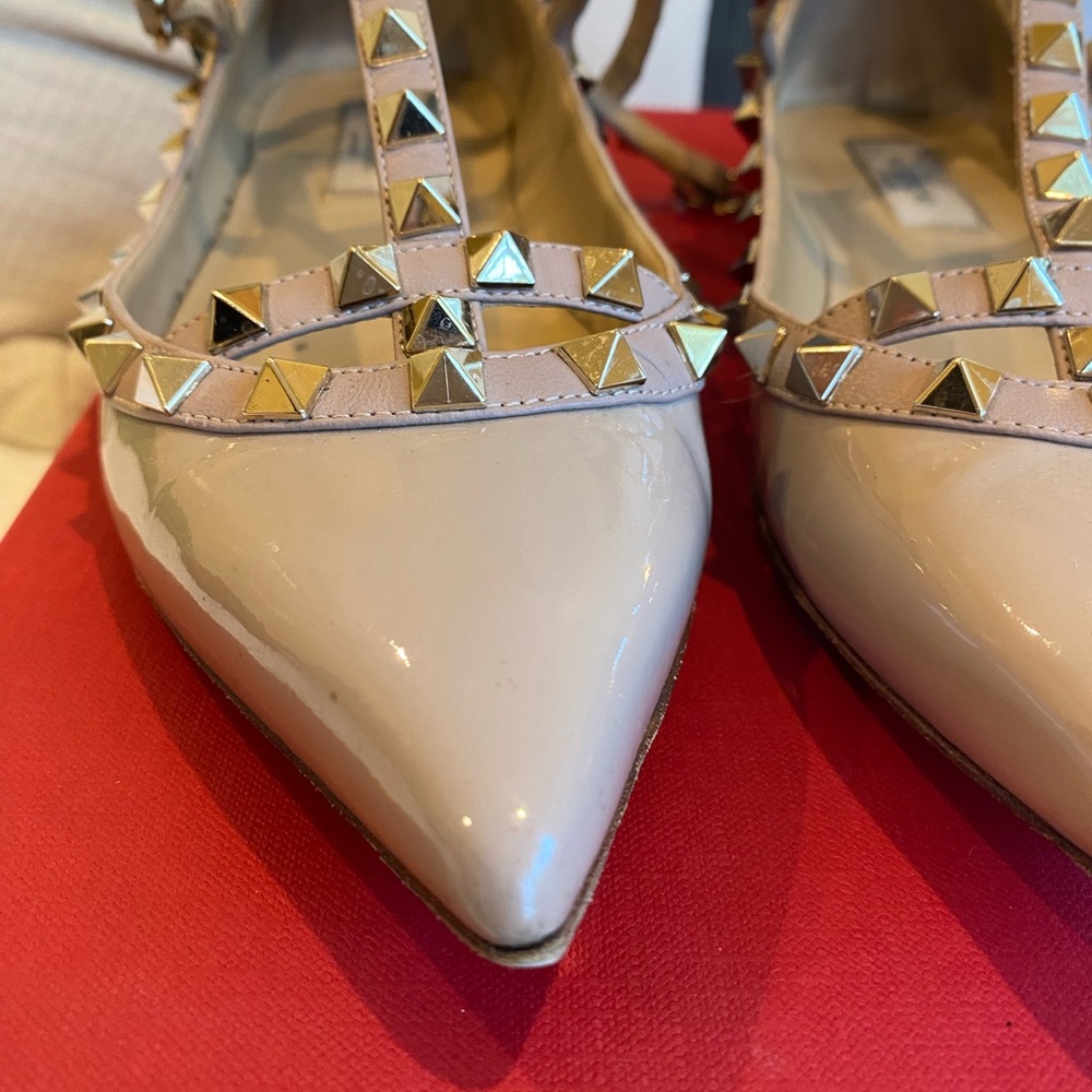 Studded Beige Women's Shoes - image 4